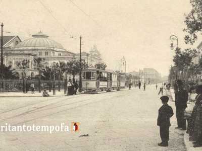 ...e al Teatro Petruzzelli, attraverso l�estramurale Capruzzi giungeva sino a Villa Romanazzi